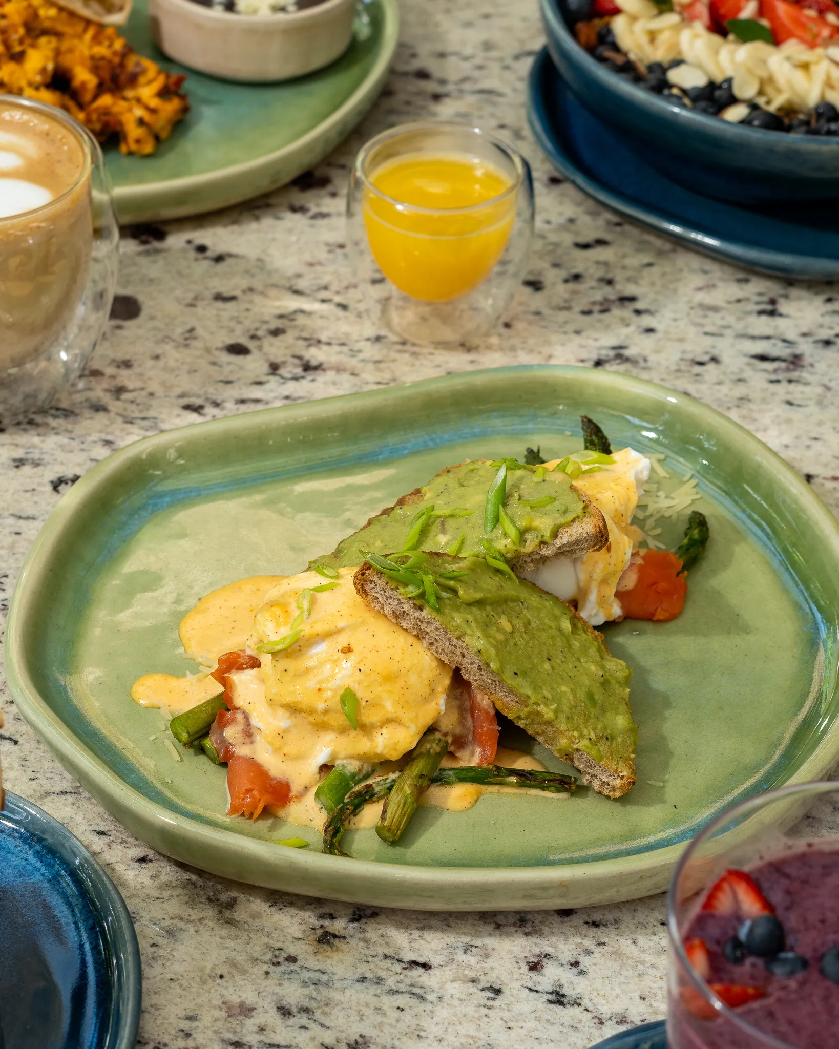 Huevos Poche Con Esparragos Y Salsa Holandesa3